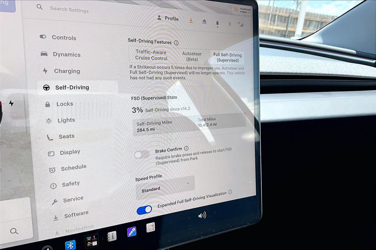 Used 2024 Tesla Model 3 Standard Range RWD image 32