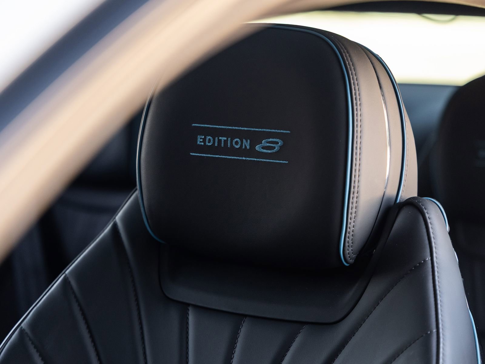 Used 2024 Bentley Continental GT image 29