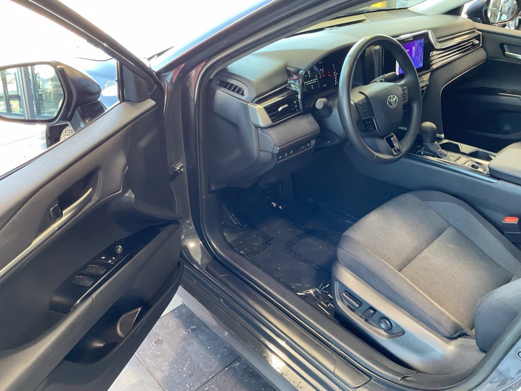 Used 2025 Toyota Camry LE FWD image 9