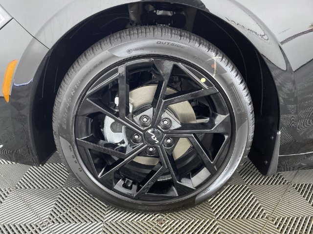 New 2026 Kia K5 GT-Line w/ GT-Line Premium Package FWD image 17