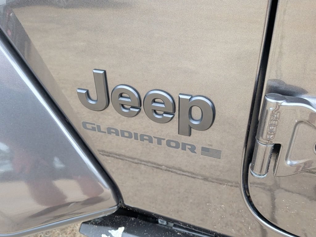 Used 2023 Jeep Gladiator Sport AWD/4WD image 44