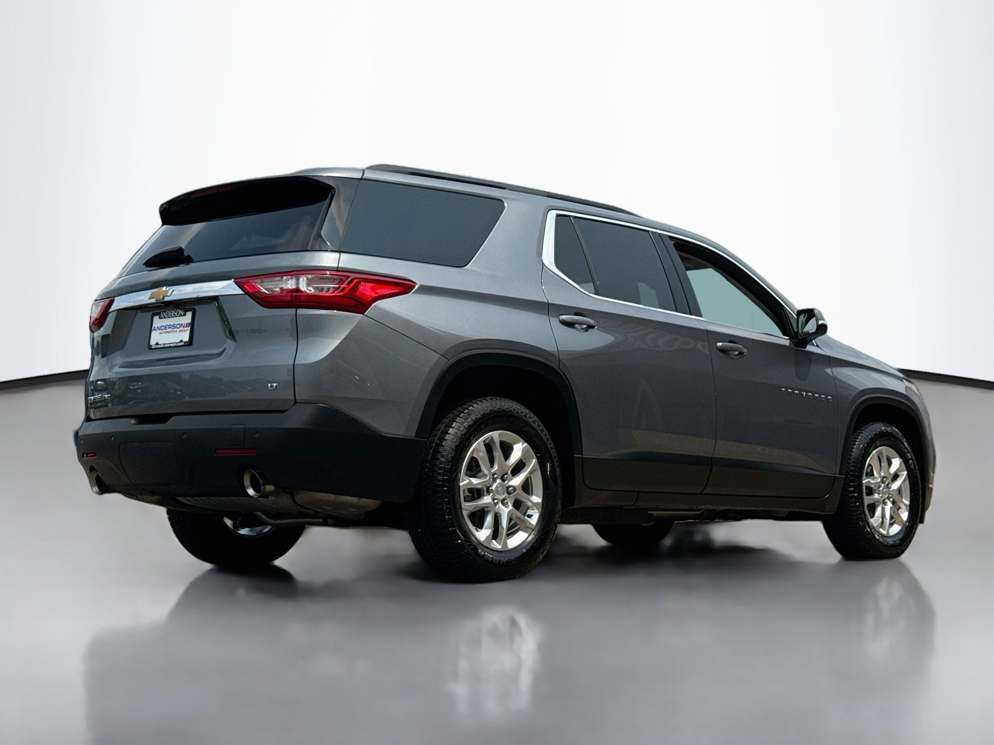 Used 2021 Chevrolet Traverse LT w/ LPO, Floor Liner Package AWD/4WD image 7