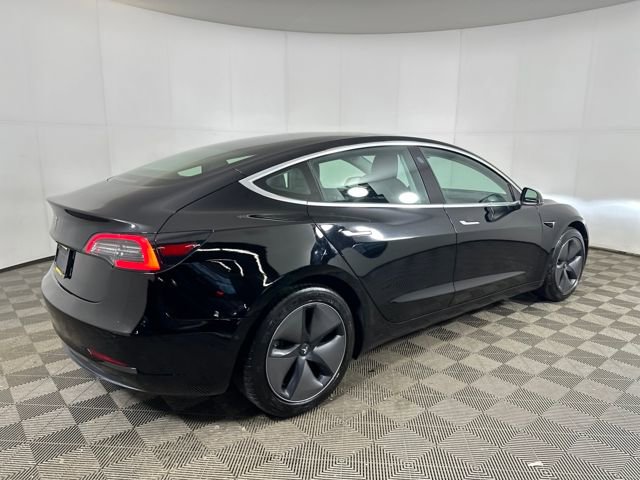 Used 2019 Tesla Model 3 Standard Range Plus image 3