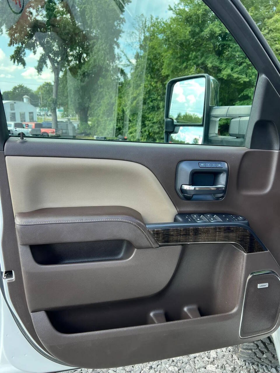 Used 2015 GMC Sierra 3500 Denali w/ Duramax Plus Package AWD/4WD image 11