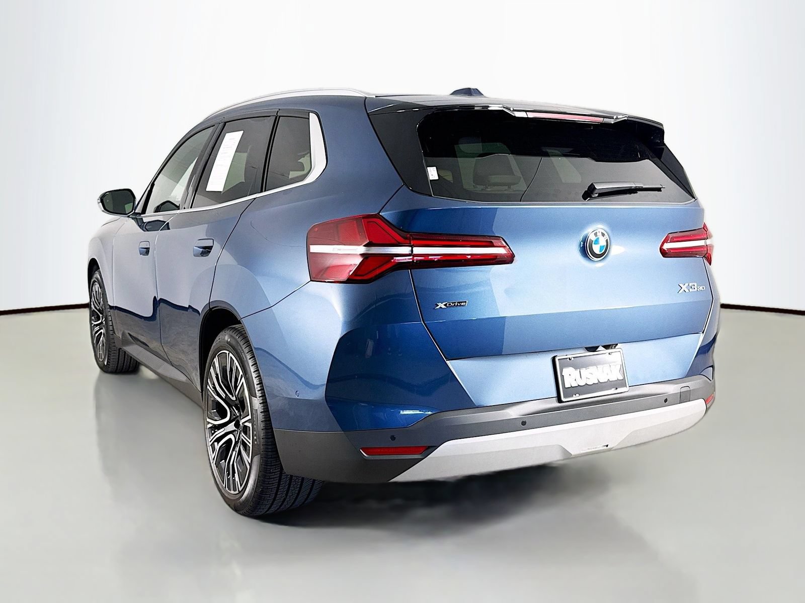 Used 2026 BMW X3 xDrive30i w/ Convenience Package AWD/4WD image 5