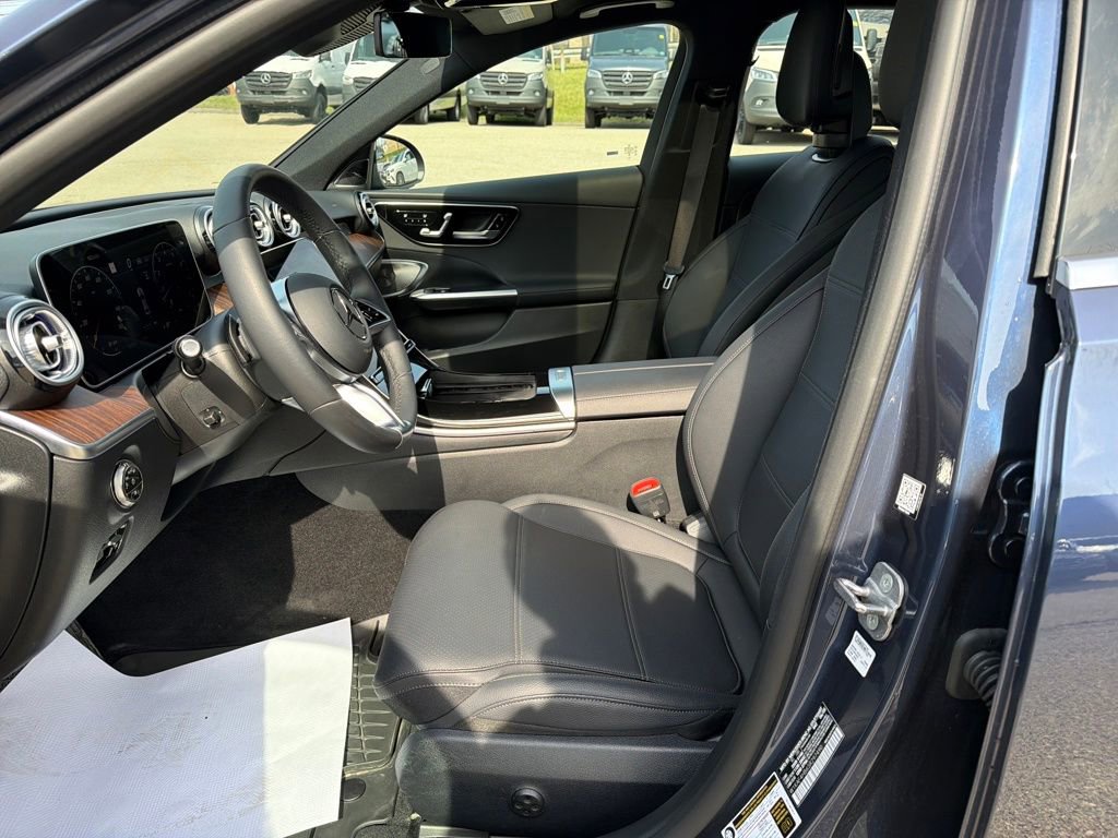 Certified 2025 Mercedes-Benz C 300 4MATIC Sedan image 17