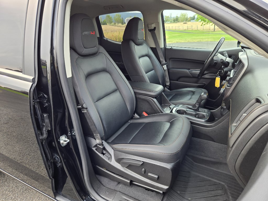 Used 2021 GMC Canyon AT4 w/ Trailering Package image 28