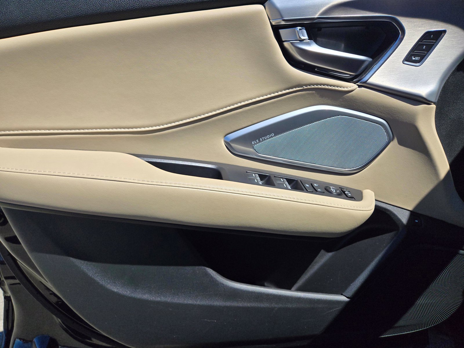 Used 2022 Acura RDX w/ Technology Package FWD image 15