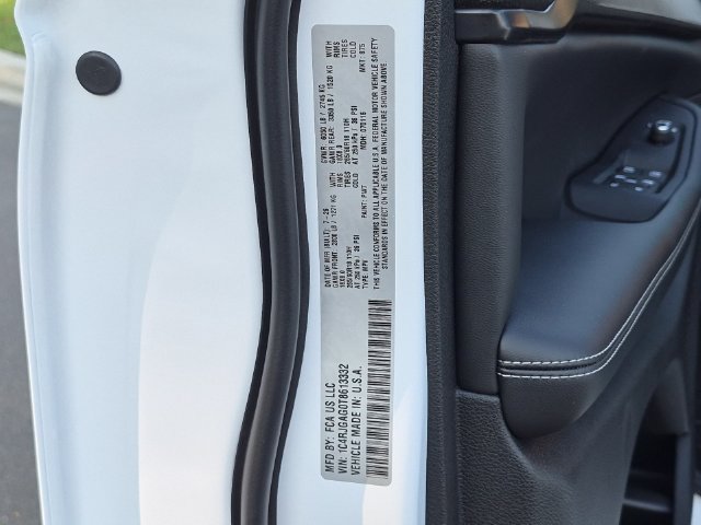 New 2026 Jeep Grand Cherokee Laredo X RWD image 26