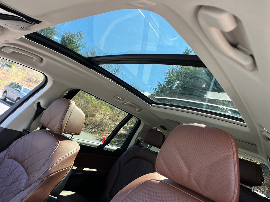 Used 2023 BMW X7 xDrive40i w/ Premium Package image 22