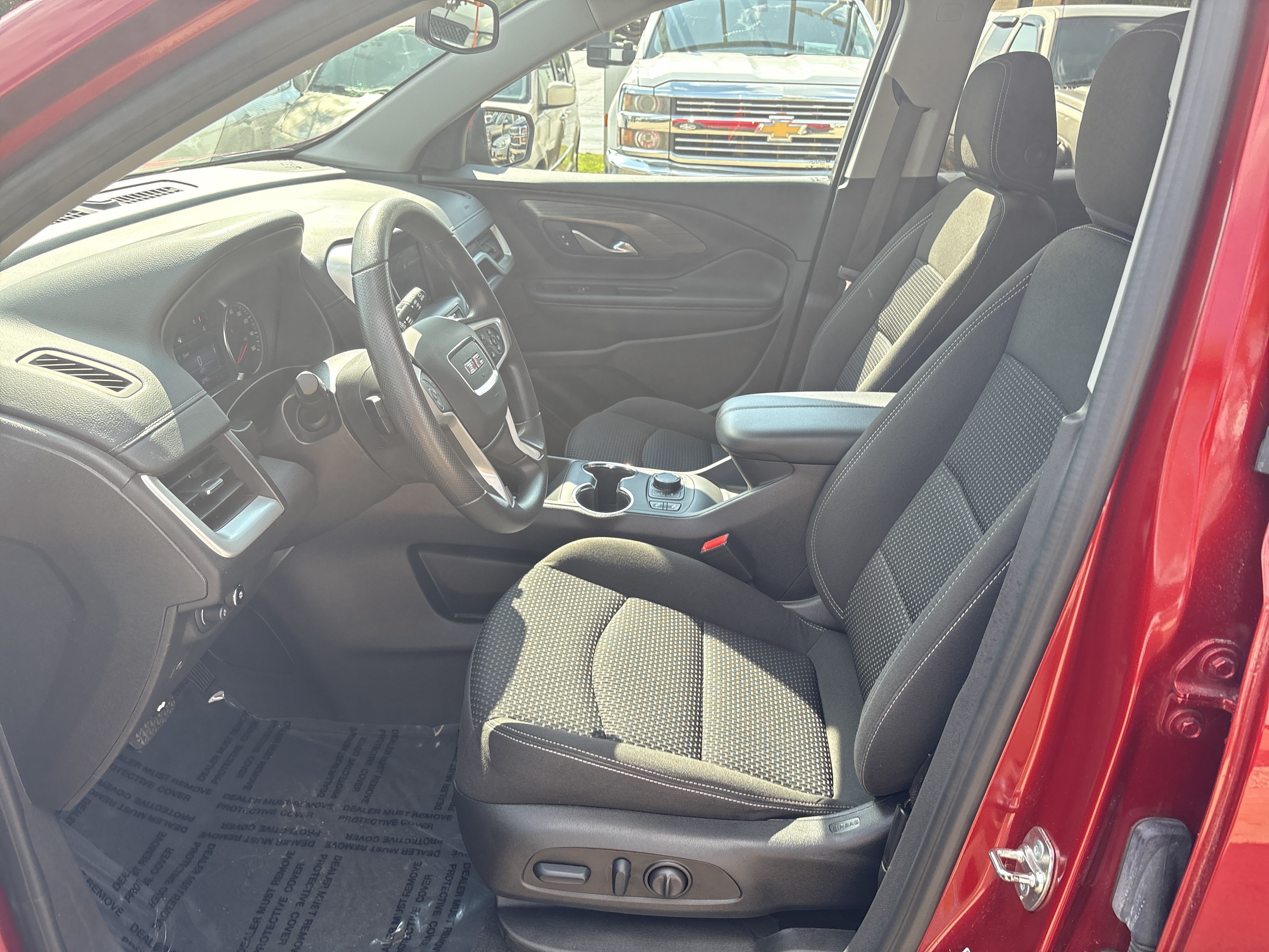 Used 2024 GMC Terrain SLE w/ Driver Convenience Package AWD/4WD image 11