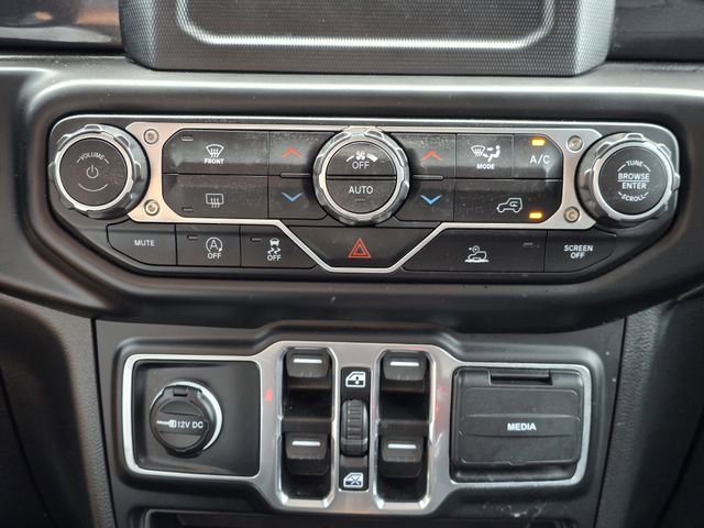 Used 2023 Jeep Wrangler Unlimited Sport AWD/4WD image 17