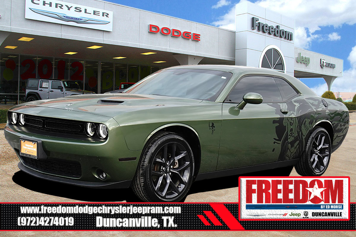 Certified 2023 Dodge Challenger SXT w/ Blacktop Package RWD image 1