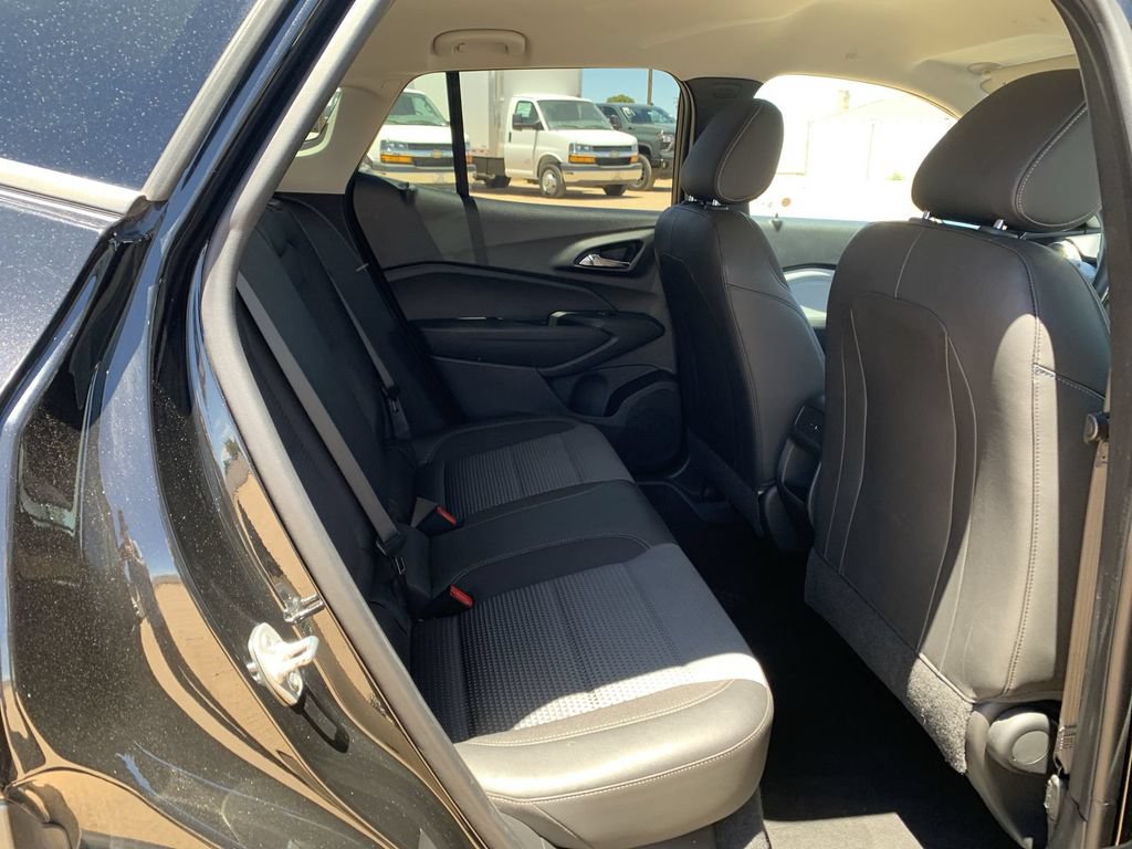 Certified 2024 Chevrolet Trax LT FWD image 25