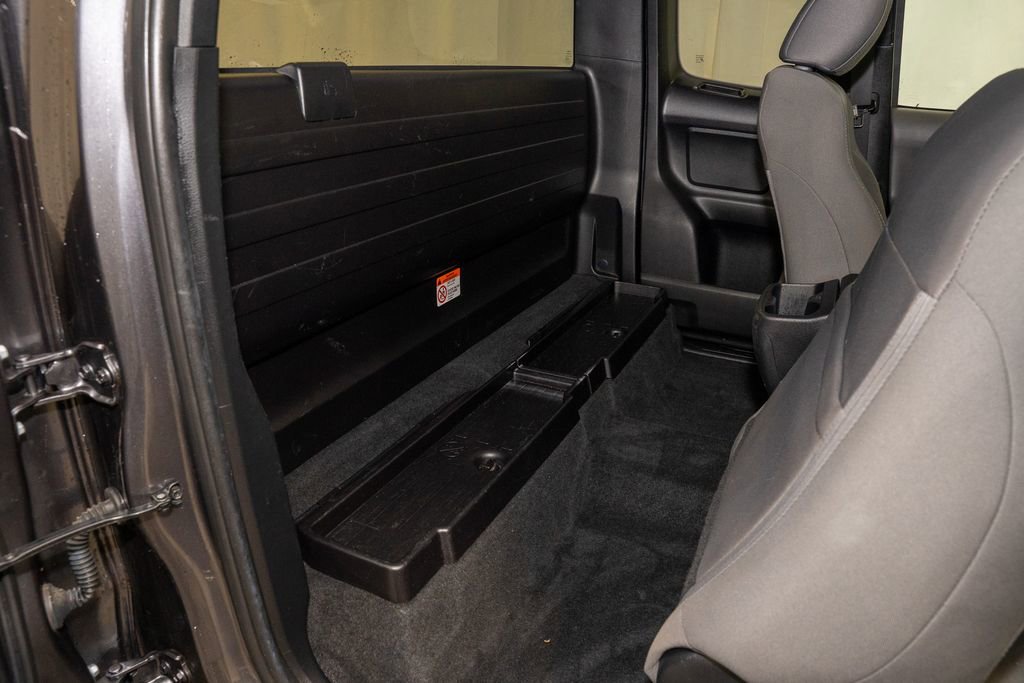 Certified 2022 Toyota Tacoma SR image 9