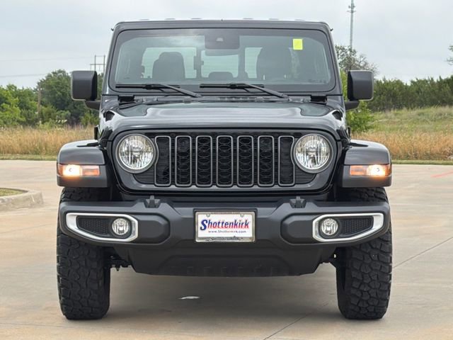 Used 2025 Jeep Gladiator Sport AWD/4WD video 2