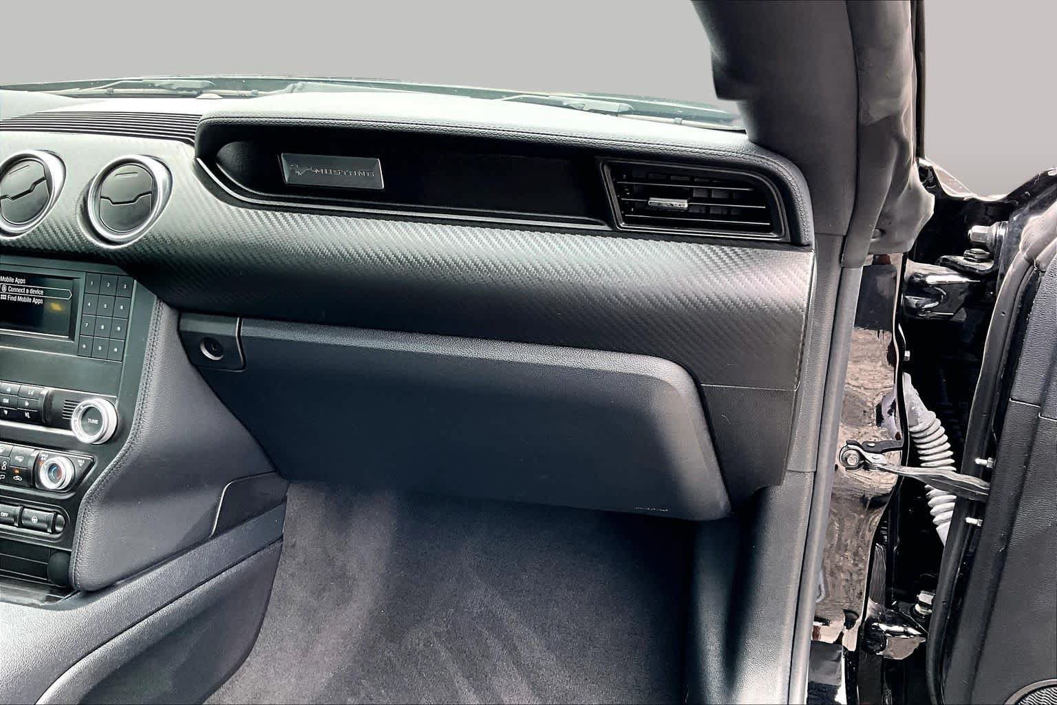 Used 2022 Ford Mustang Coupe RWD image 19