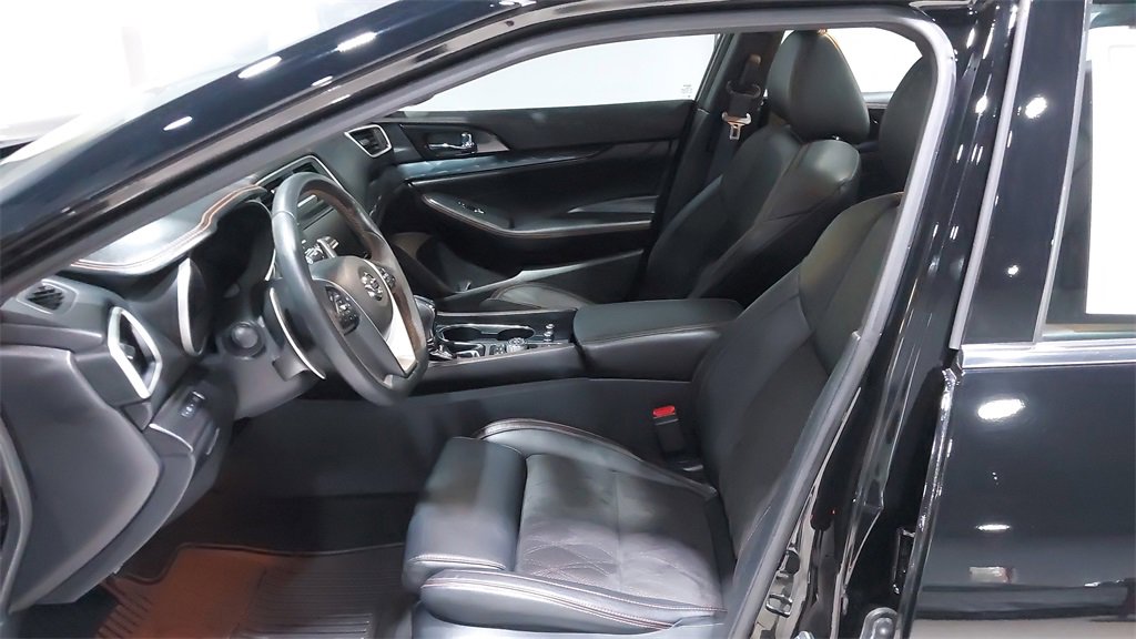 Used 2019 Nissan Maxima SR w/ Premium Package image 20