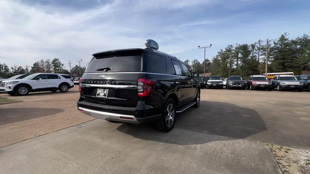 Used 2023 Ford Expedition Limited image 6