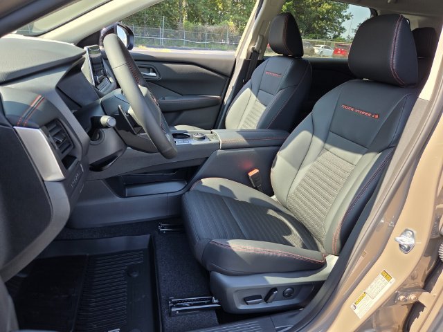 New 2026 Nissan Rogue SV AWD/4WD image 9