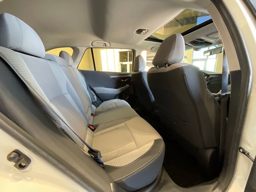 Used 2020 Subaru Outback Premium image 21