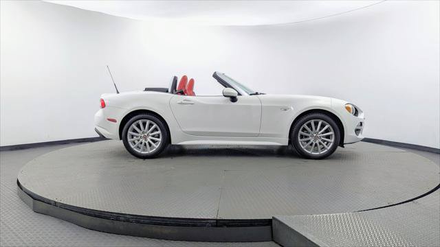 Used 2018 FIAT 124 Spider Lusso RWD image 9