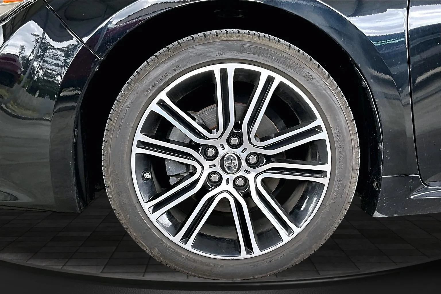 Used 2015 Toyota Avalon XLE Touring Sport Edition FWD image 31