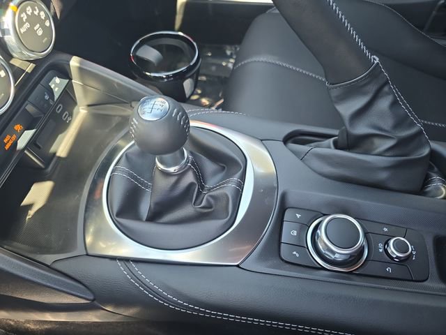 New 2026 MAZDA MX-5 Miata RF Grand Touring RWD image 23