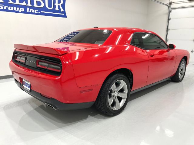 Used 2019 Dodge Challenger SXT image 26
