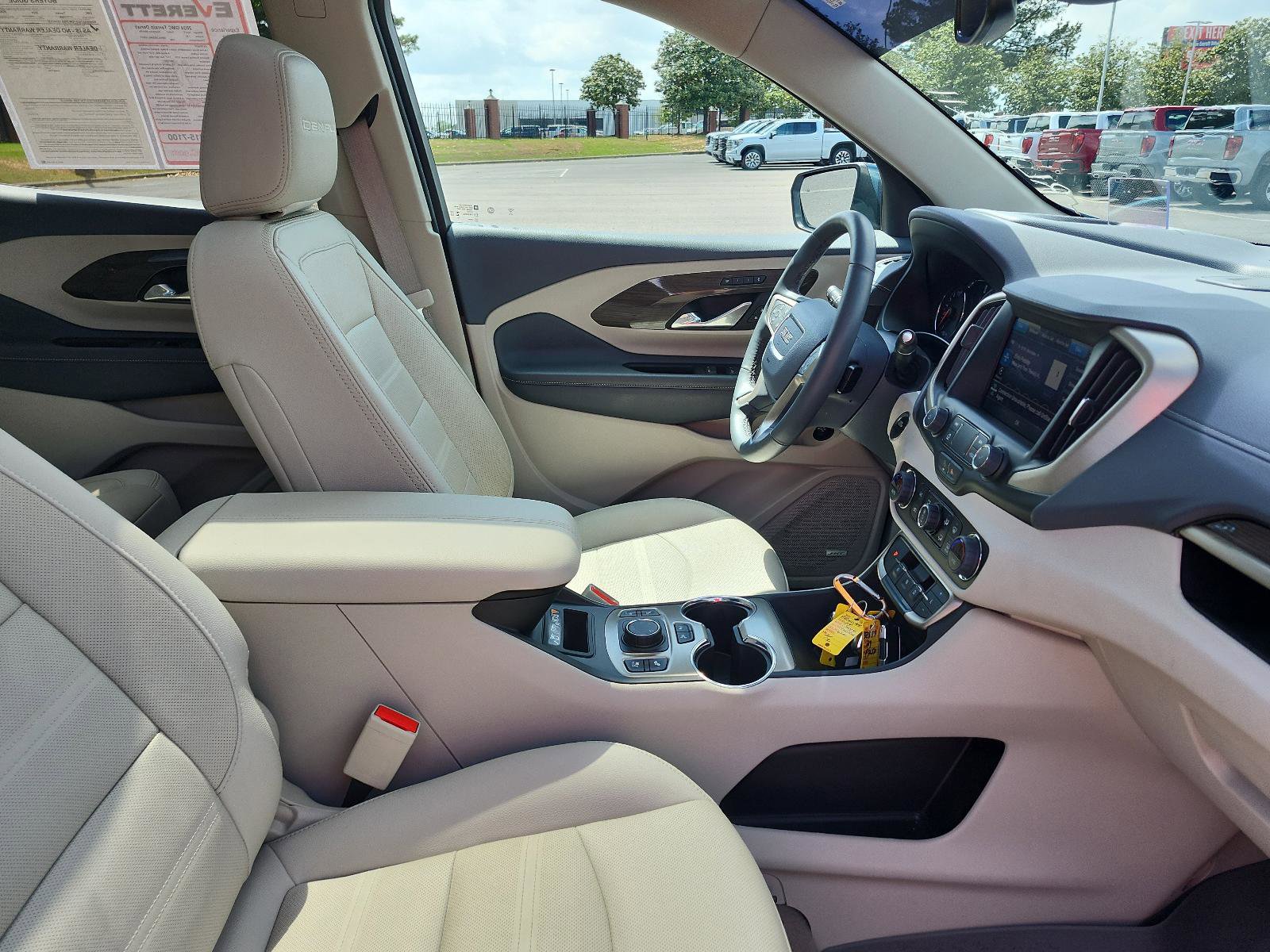 Certified 2024 GMC Terrain Denali w/ Denali Premium Package AWD/4WD image 8