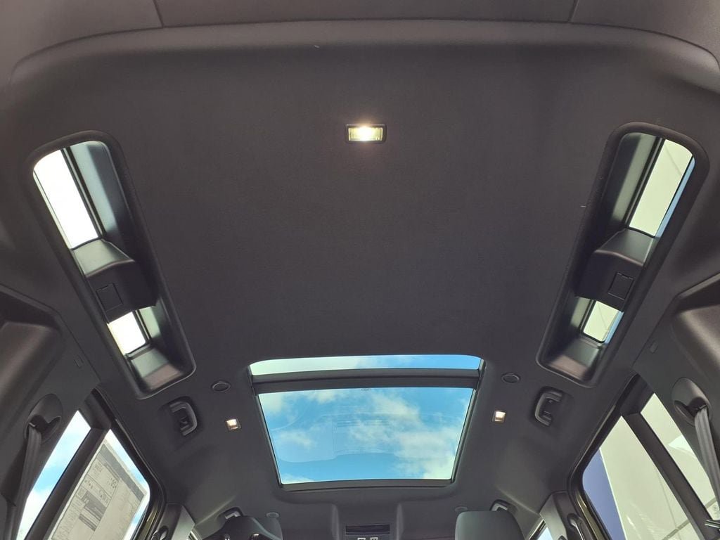 New 2026 Land Rover Defender 110 S AWD/4WD image 24