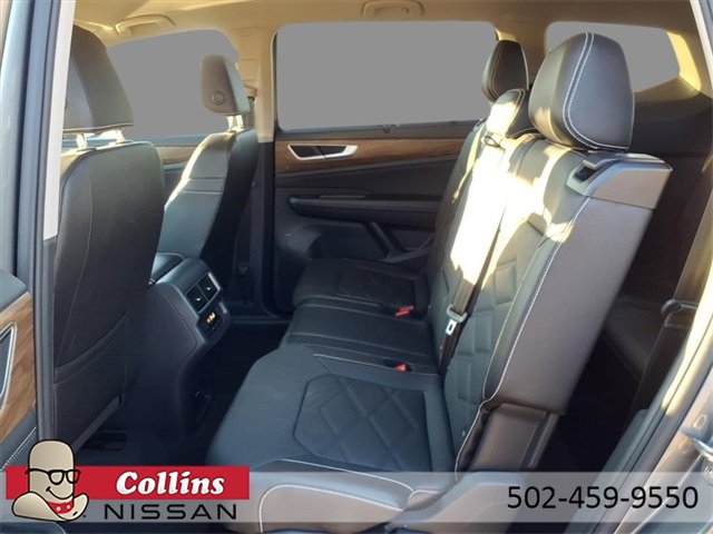 Used 2025 Volkswagen Atlas SE image 5