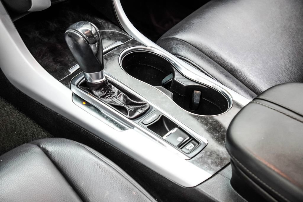 Used 2018 Acura TLX FWD image 21