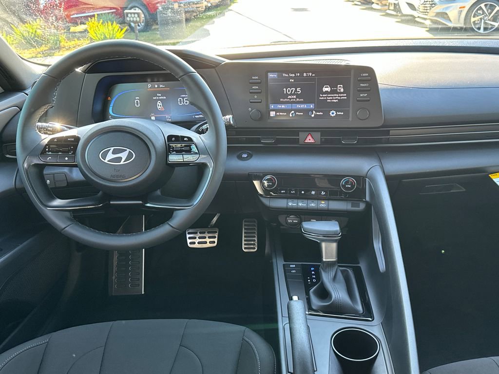 New 2025 Hyundai Elantra Sport image 23