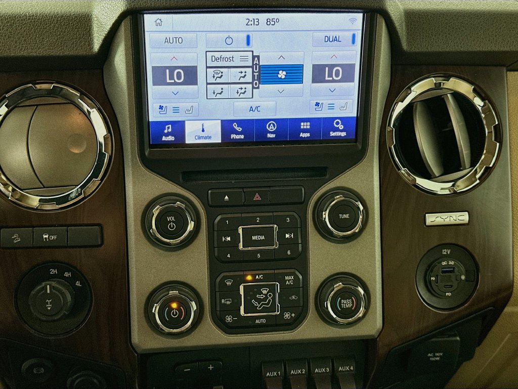 Used 2015 Ford F350 Lariat w/ Lariat Ultimate Package AWD/4WD image 16