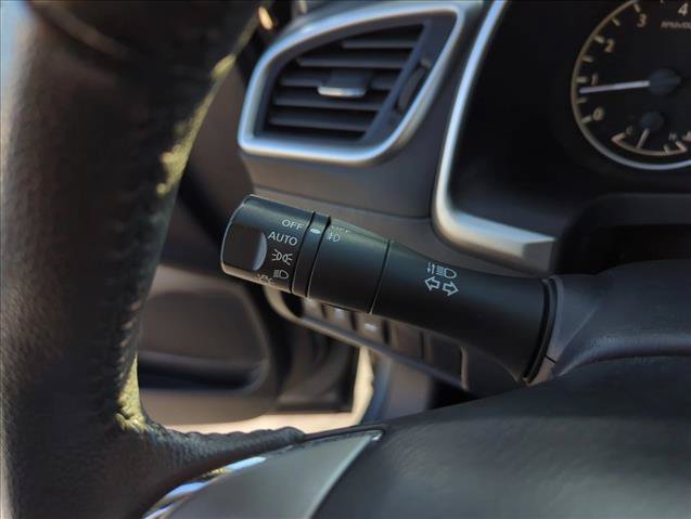 Used 2015 Nissan Murano Platinum w/ Platinum Technology Package AWD/4WD image 18