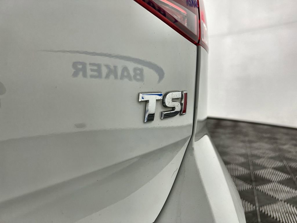 Used 2015 Volkswagen Golf SEL w/ Lighting Package (SEL) FWD image 31