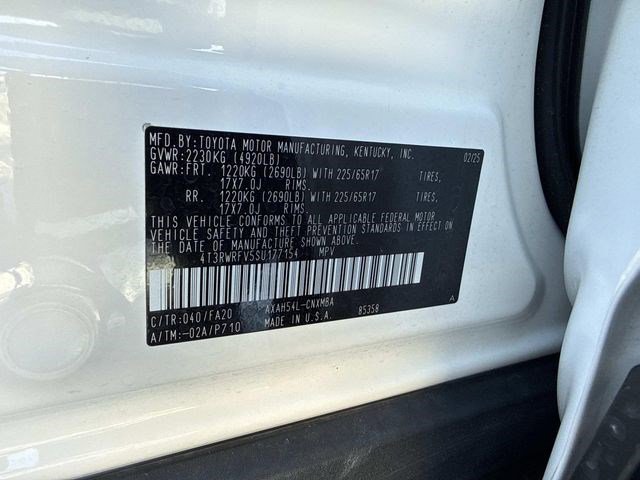 Used 2025 Toyota RAV4 XLE image 29