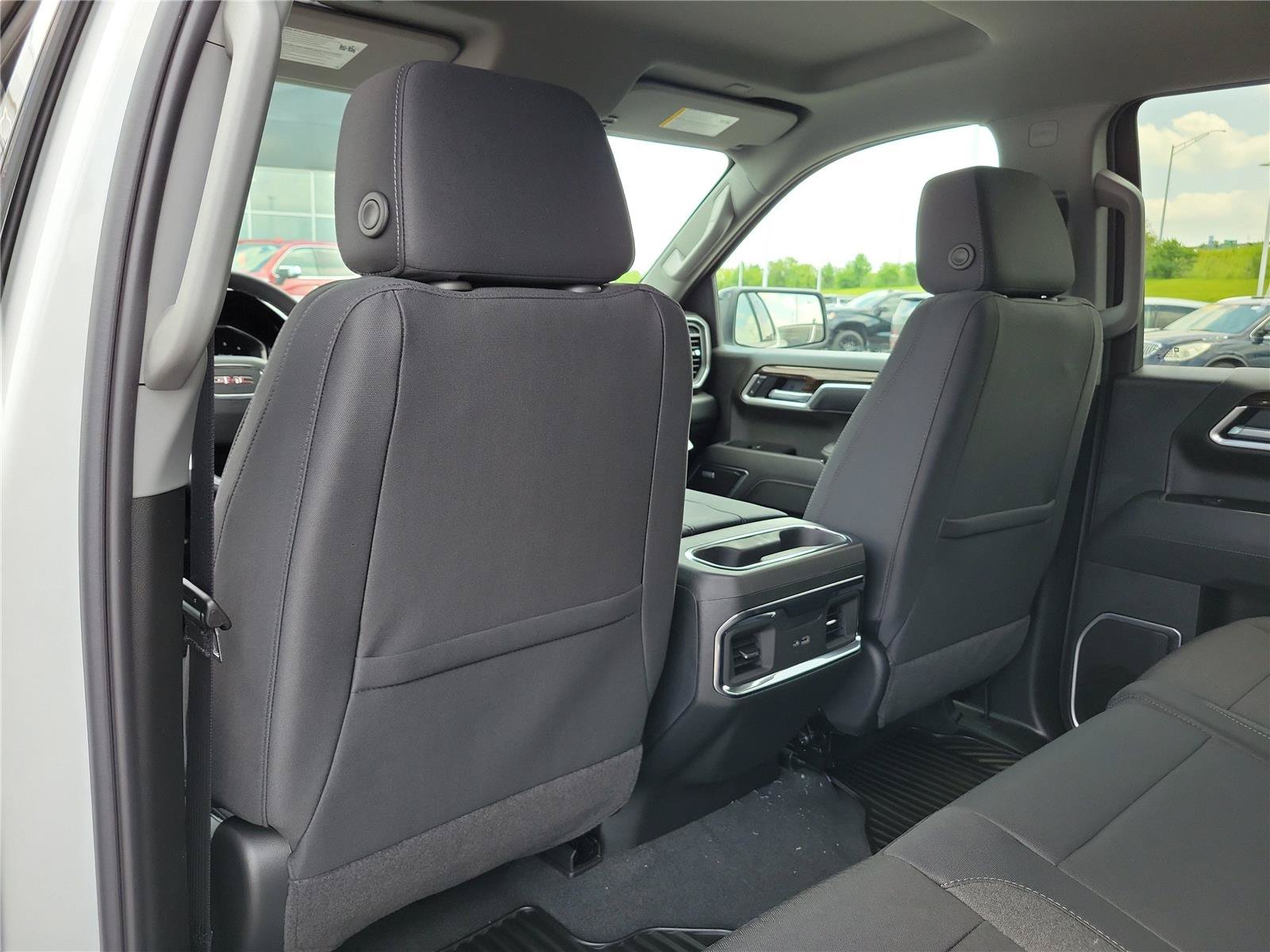 New 2026 GMC Sierra 1500 Elevation w/ Preferred Package AWD/4WD image 12