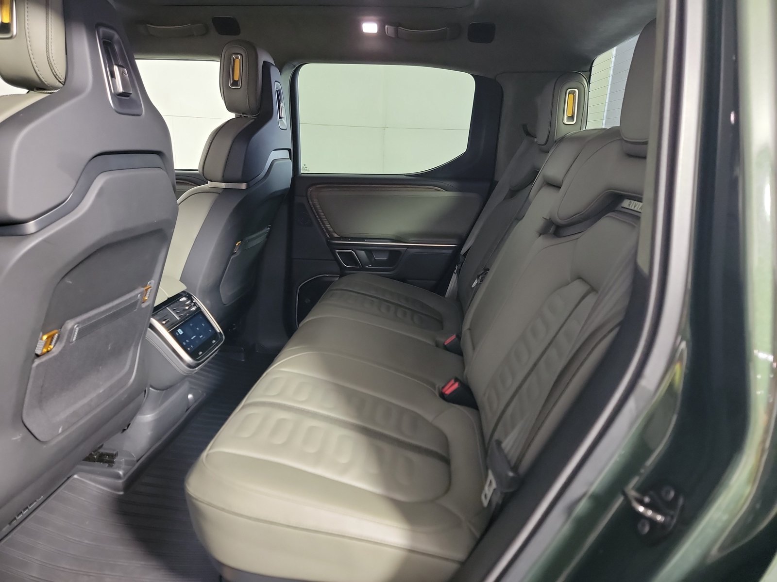 Used 2023 Rivian R1T Adventure Dual AWD/4WD image 21
