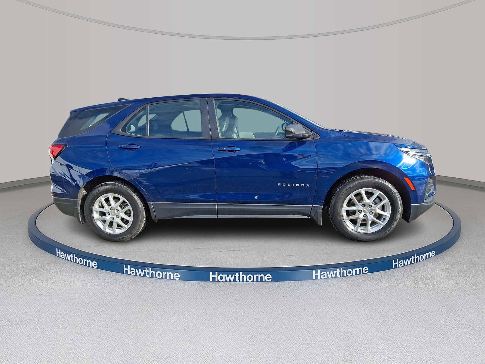 Used 2022 Chevrolet Equinox LS w/ LPO, Floor Liner Package image 7