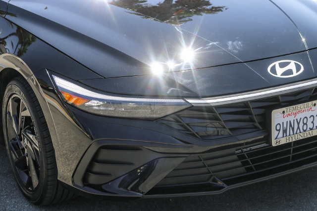 Certified 2026 Hyundai Elantra Sport FWD image 6