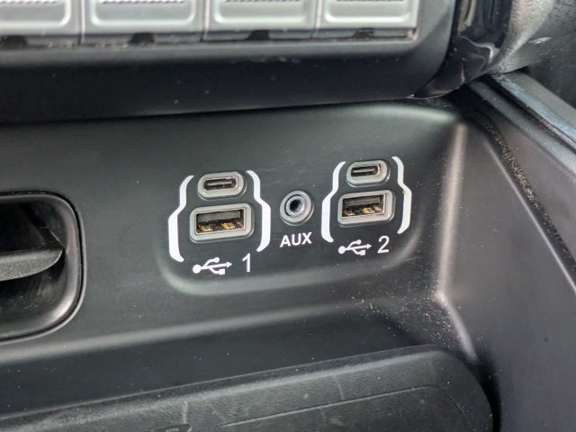 Used 2022 RAM 3500 Laramie AWD/4WD image 25