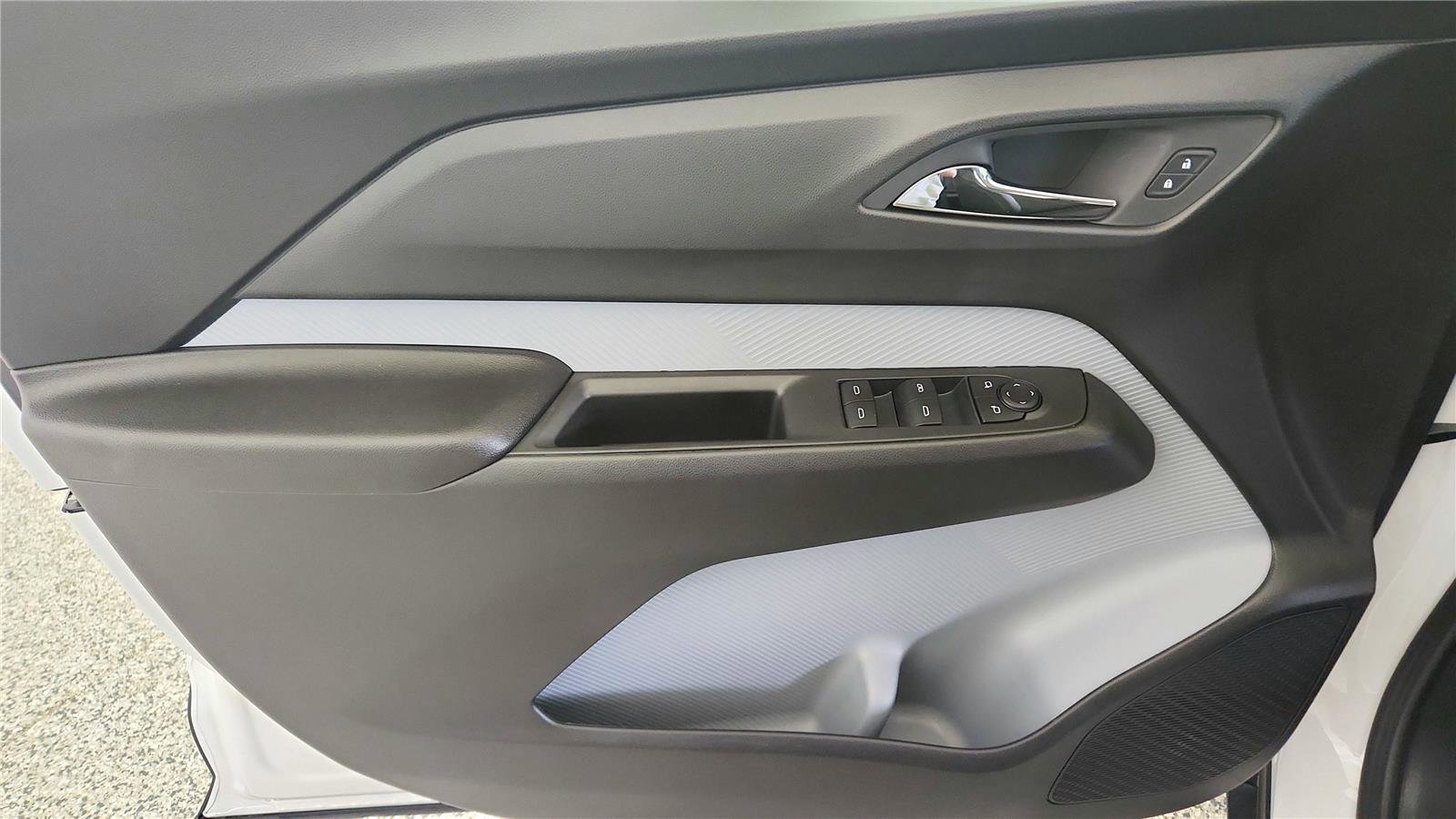 New 2027 Chevrolet Bolt LT FWD image 36
