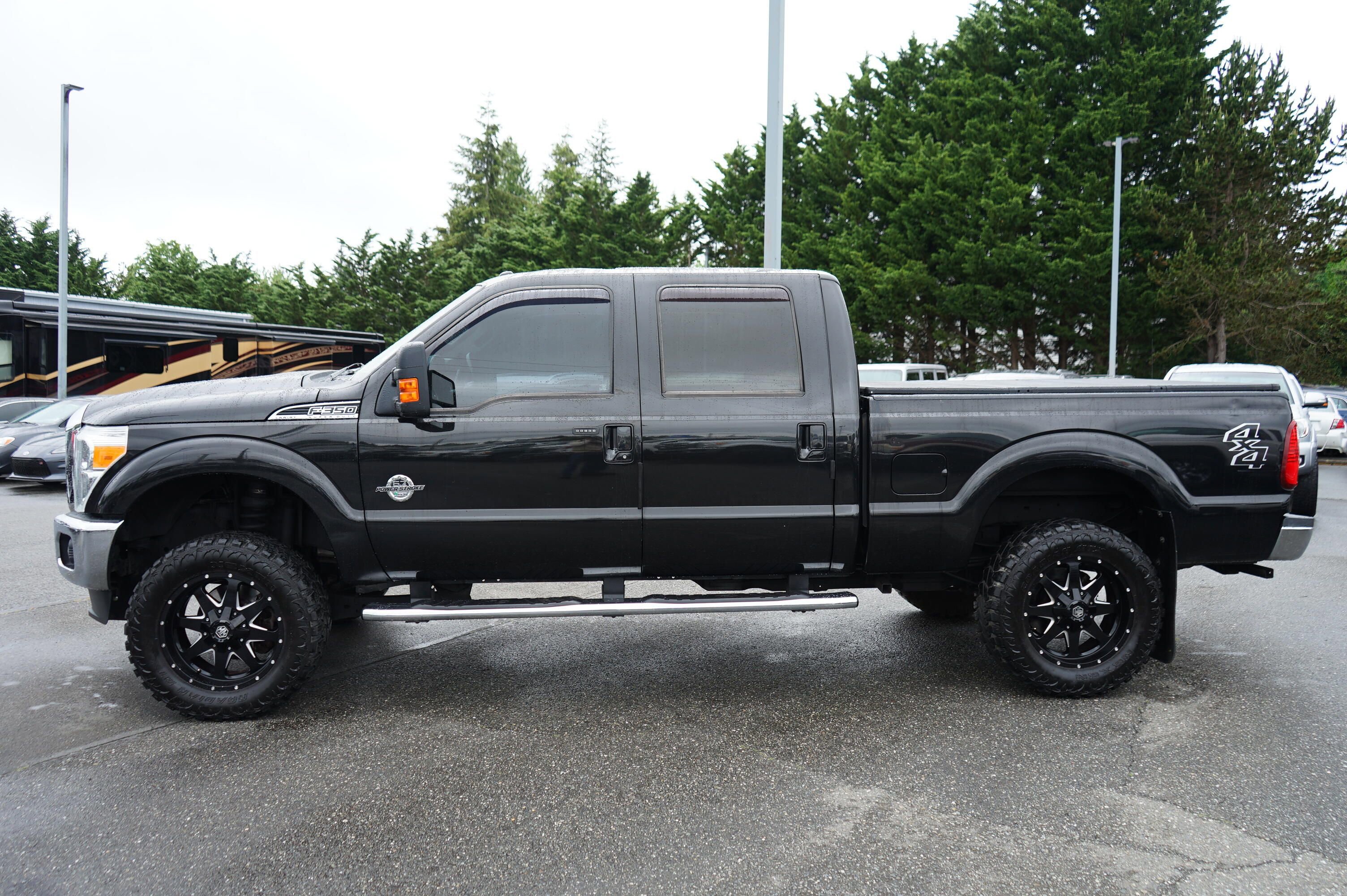 Used 2015 Ford F350 Lariat w/ Camper Package AWD/4WD image 8