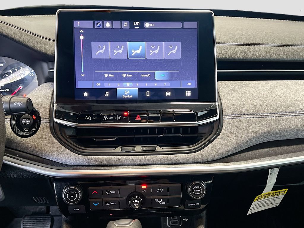 Used 2023 Jeep Compass Sport image 12