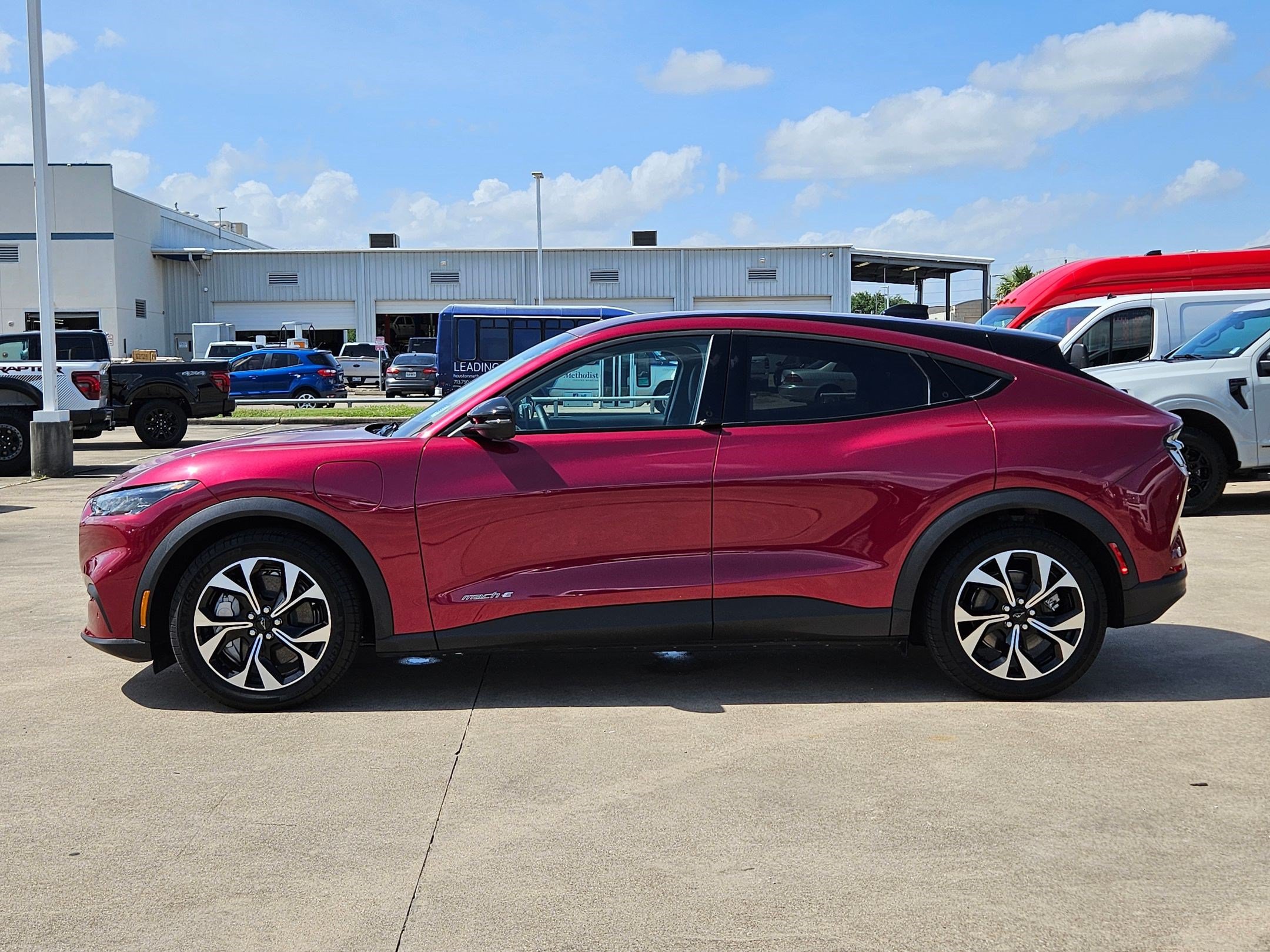 Used 2025 Ford Mustang Mach-E Select w/ Comfort Package Lite RWD image 9