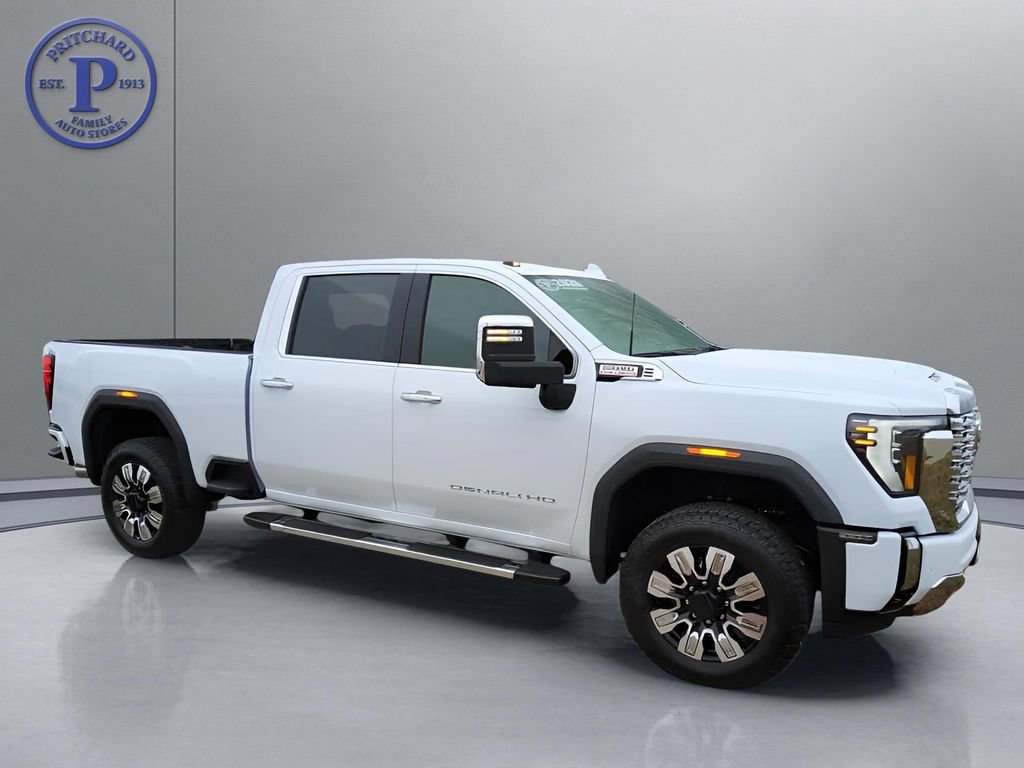 New 2026 GMC Sierra 3500 Denali w/ Denali Reserve Package