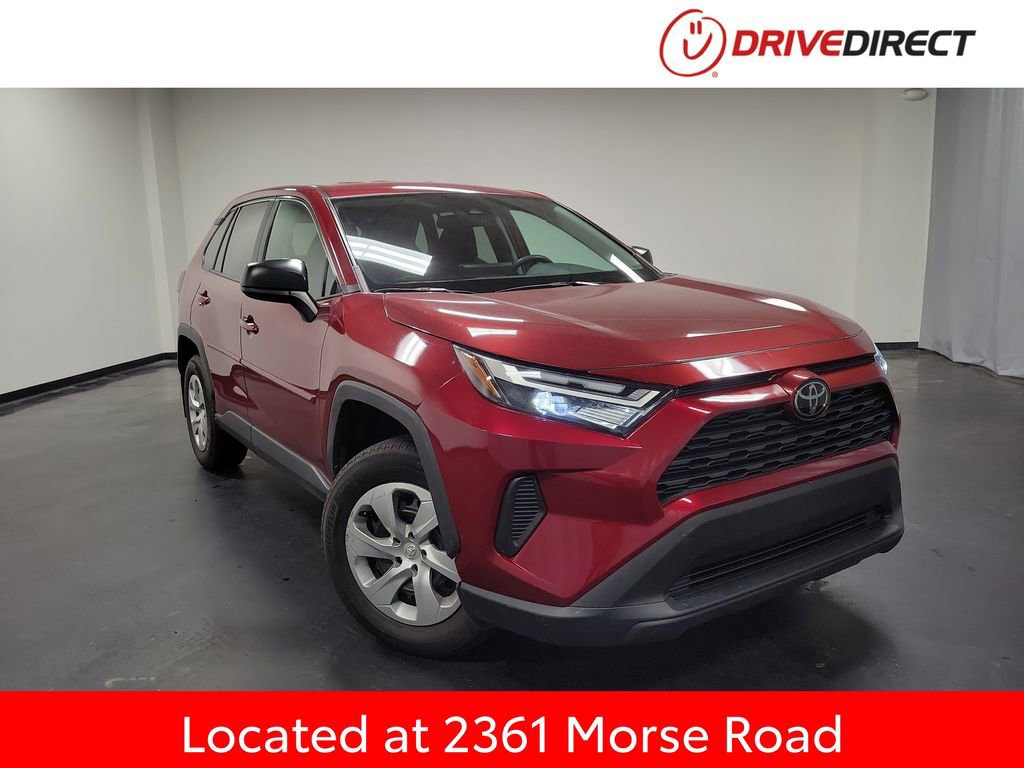 Used 2023 Toyota RAV4 LE image 1