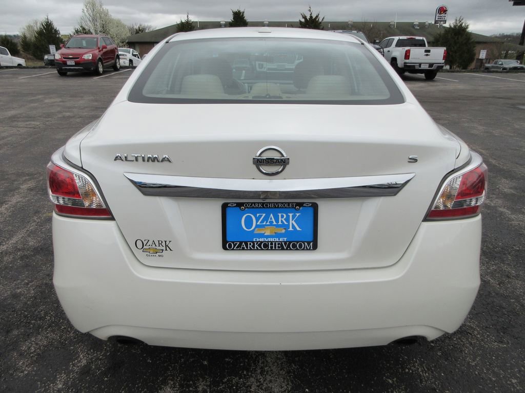Used 2015 Nissan Altima 2.5 S w/ Power Driver Seat Package image 4